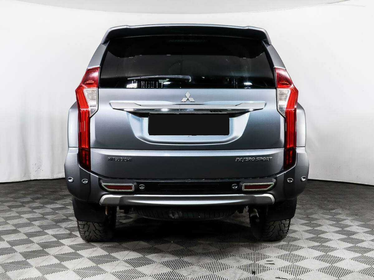 Mitsubishi Pajero Sport б/у, 2016, Автоматическая. Фото: #4