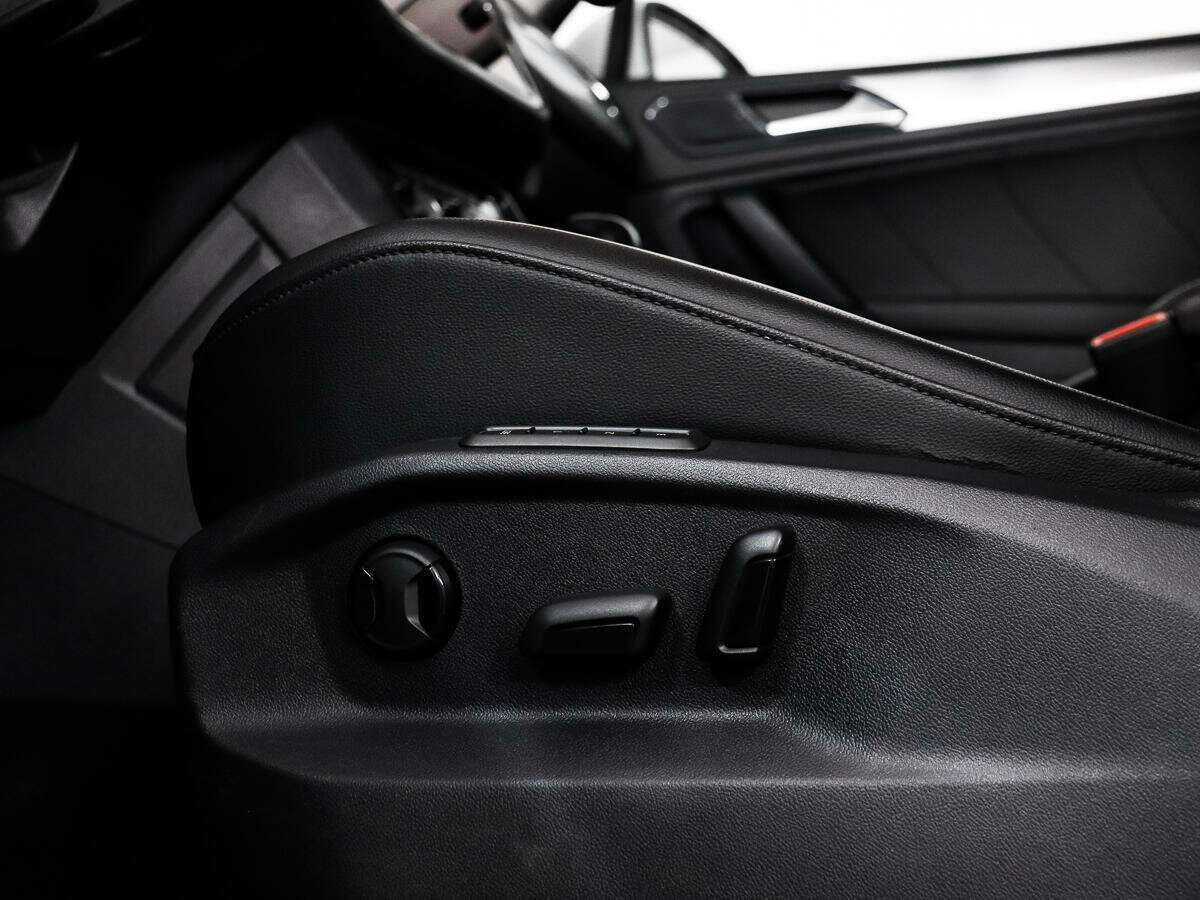 Volkswagen Tiguan б/у, 2017, Роботизированная. Фото: #9