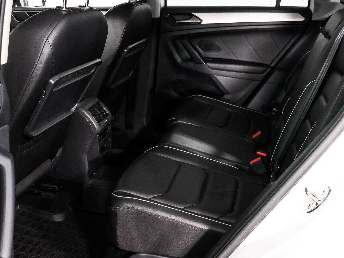 Volkswagen Tiguan б/у, 2017, Роботизированная. Фото: #11