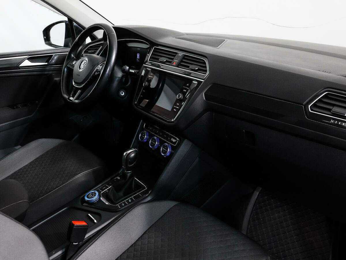 Volkswagen Tiguan б/у, 2017, Роботизированная. Фото: #8