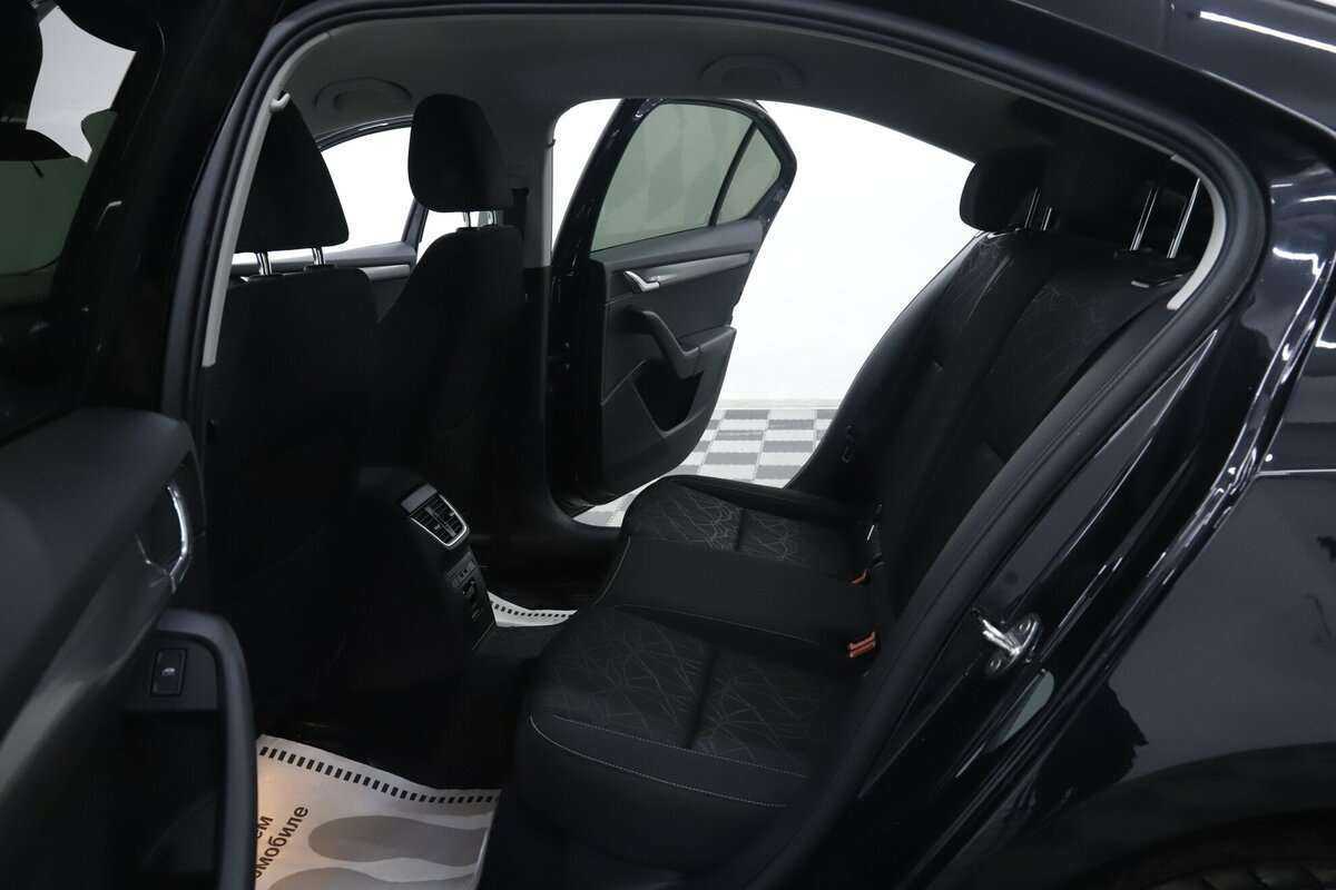 Skoda Octavia б/у, 2019, Роботизированная. Фото: #17