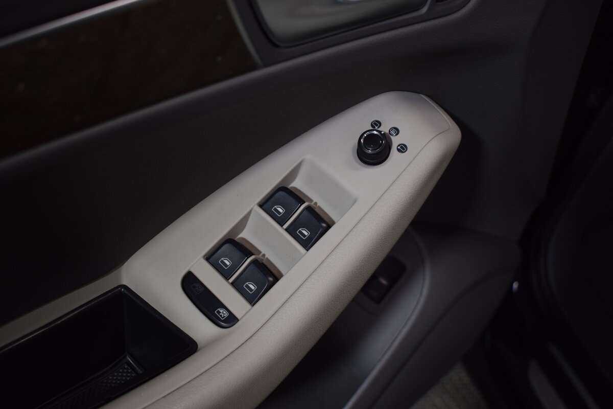 Audi Q5 б/у, 2012, Роботизированная. Фото: #11