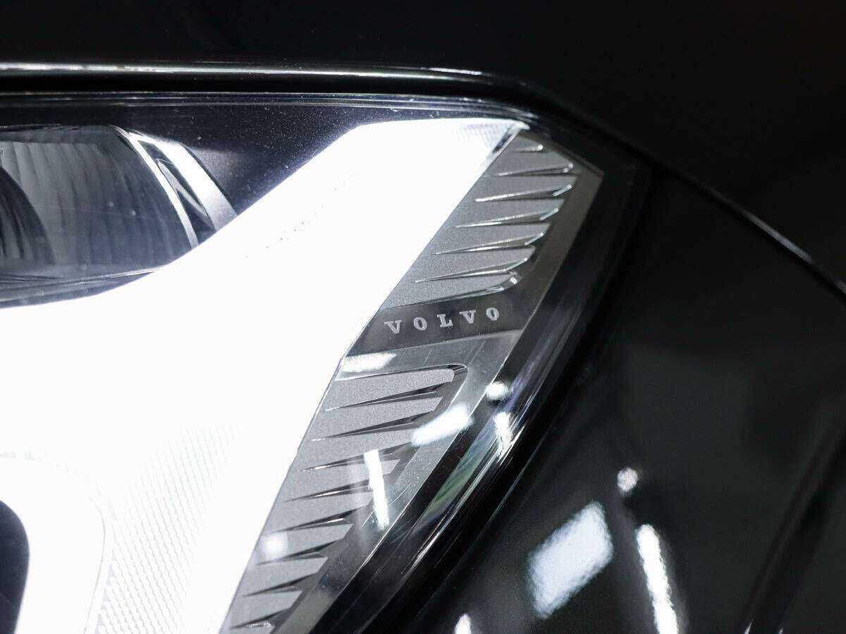 Volvo XC60 б/у, 2018, Автоматическая. Фото: #19