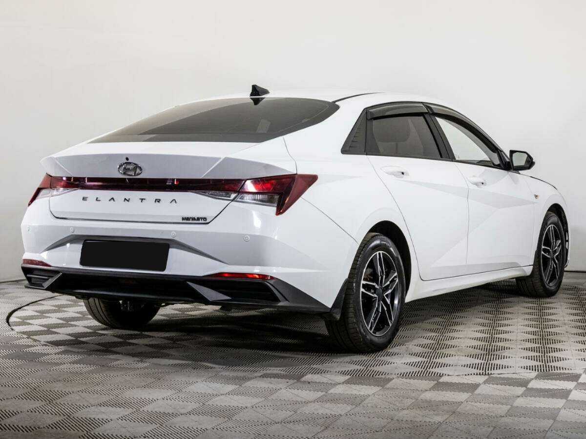 Hyundai Elantra б/у, 2020, Автоматическая. Фото: #3