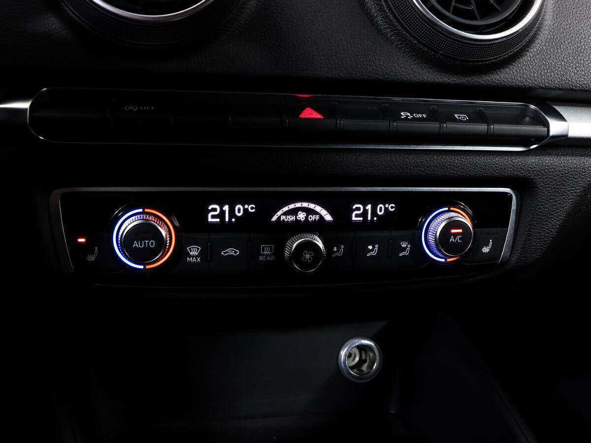 Audi A3 б/у, 2019, Роботизированная. Фото: #14