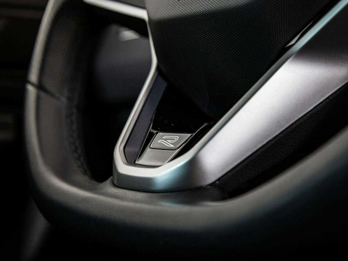 Volkswagen Tiguan б/у, 2021, Роботизированная. Фото: #21