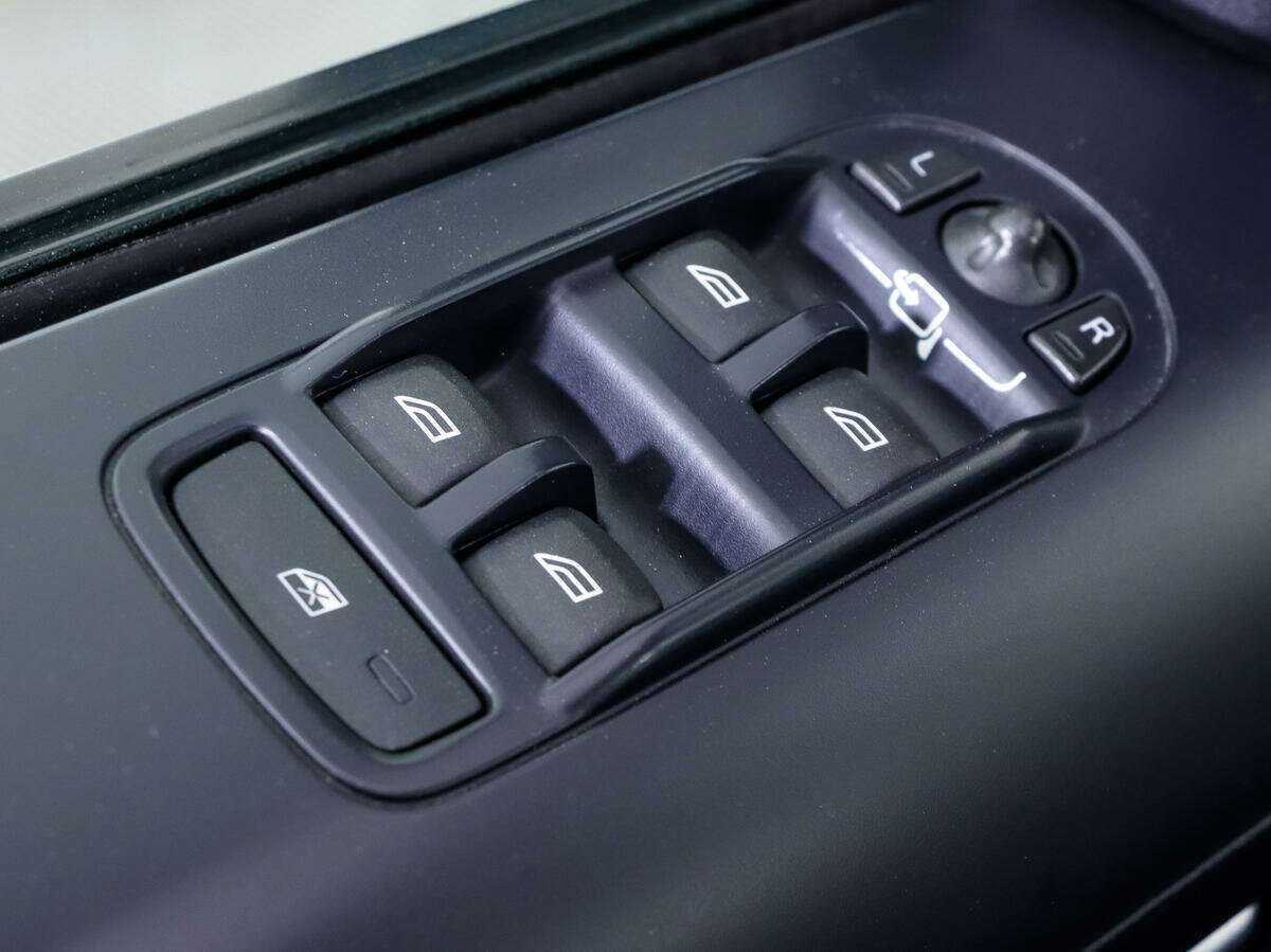 Land Rover Freelander б/у, 2014, Автоматическая. Фото: #12