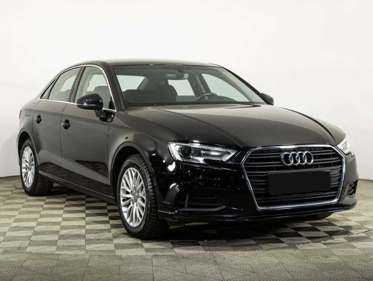 Audi A3 б/у, 2018, Роботизированная. Фото: #2