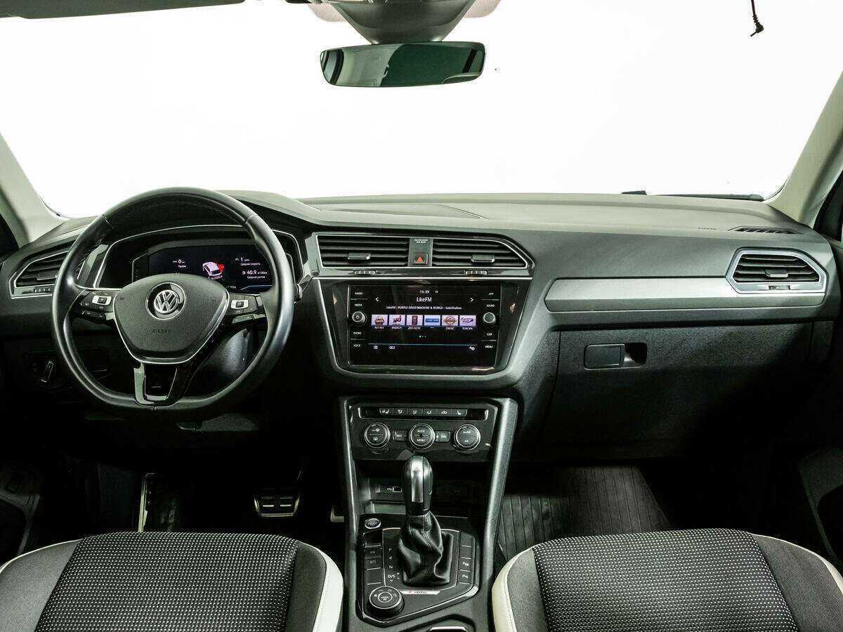 Volkswagen Tiguan б/у, 2020, Роботизированная. Фото: #10