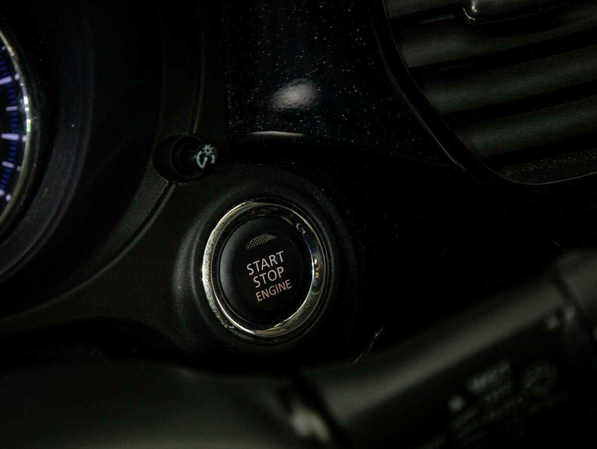 Mitsubishi Outlander б/у, 2018, Вариатор. Фото: #16