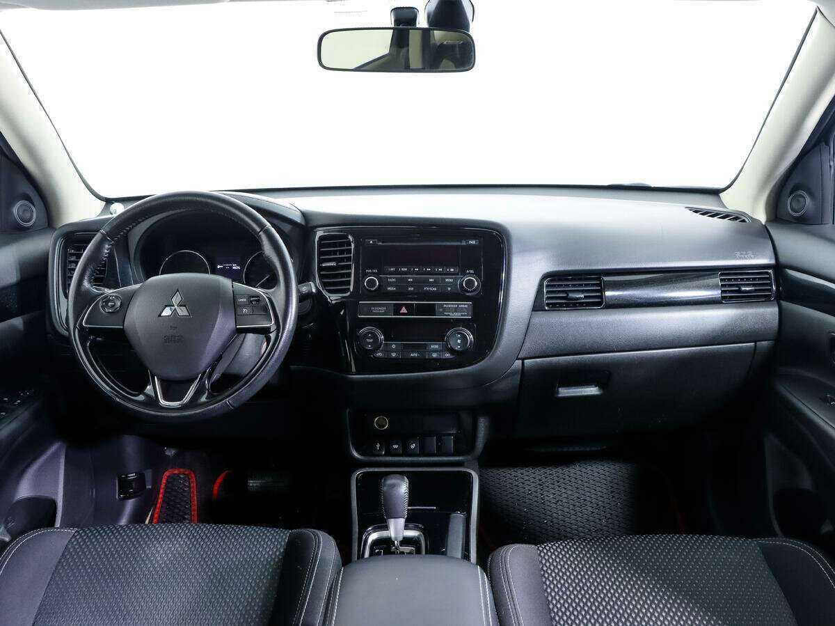 Mitsubishi Outlander б/у, 2019, Вариатор. Фото: #9