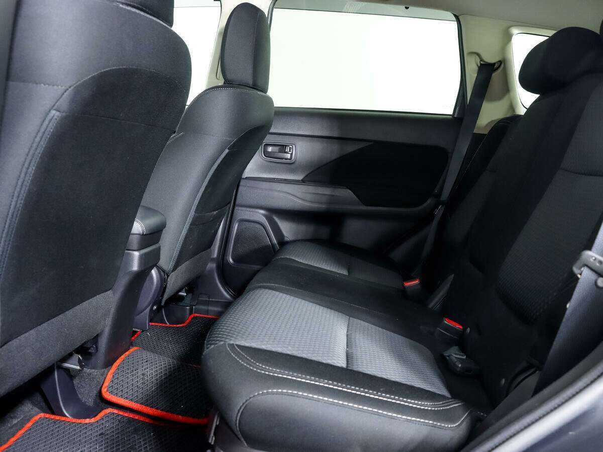 Mitsubishi Outlander б/у, 2019, Вариатор. Фото: #10