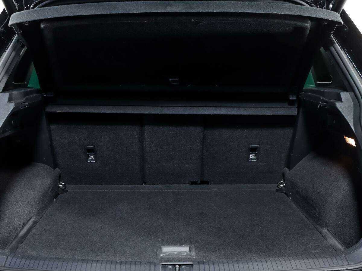 Volkswagen Tiguan б/у, 2019, Роботизированная. Фото: #11