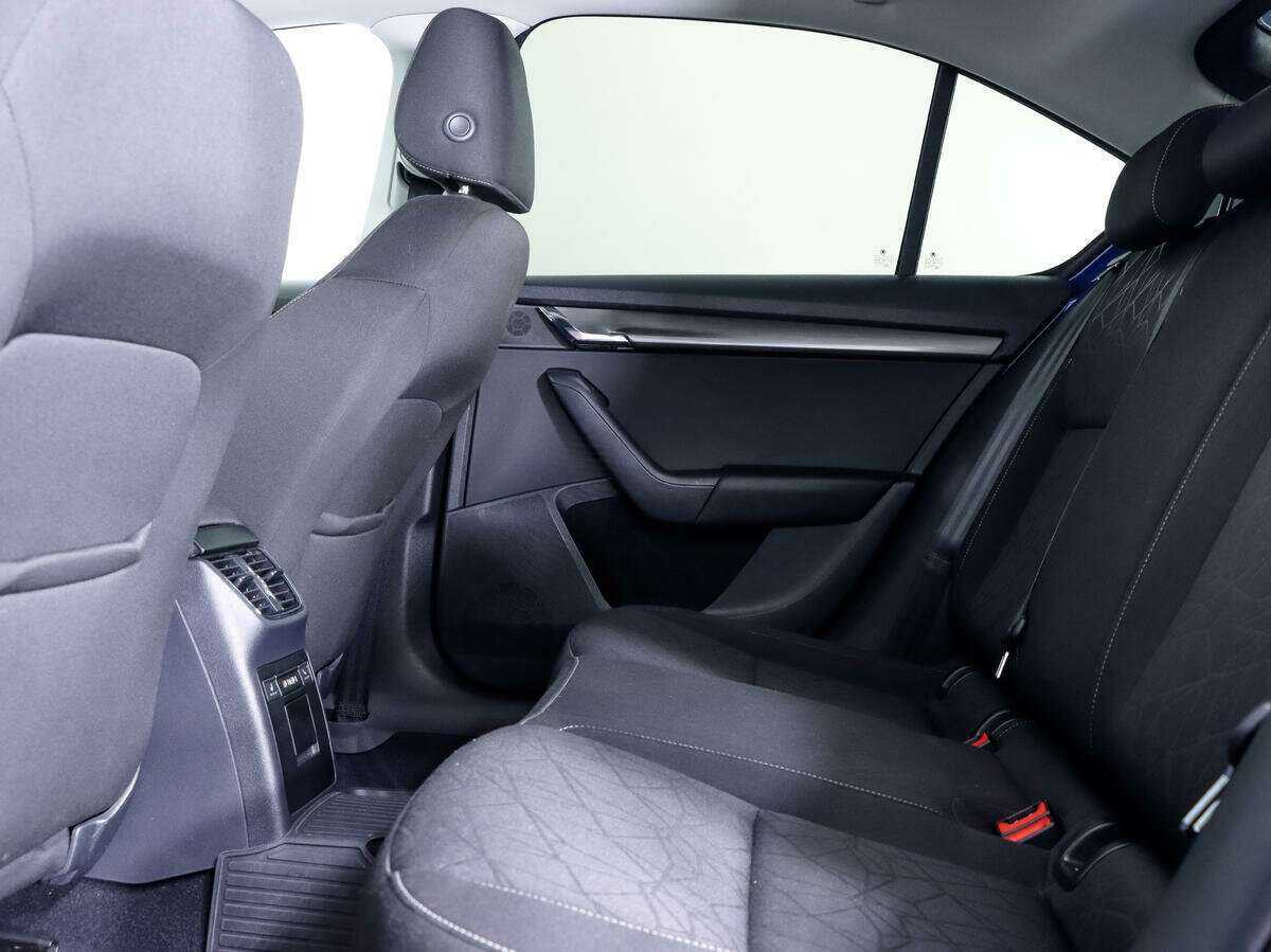 Skoda Octavia б/у, 2020, Роботизированная. Фото: #10