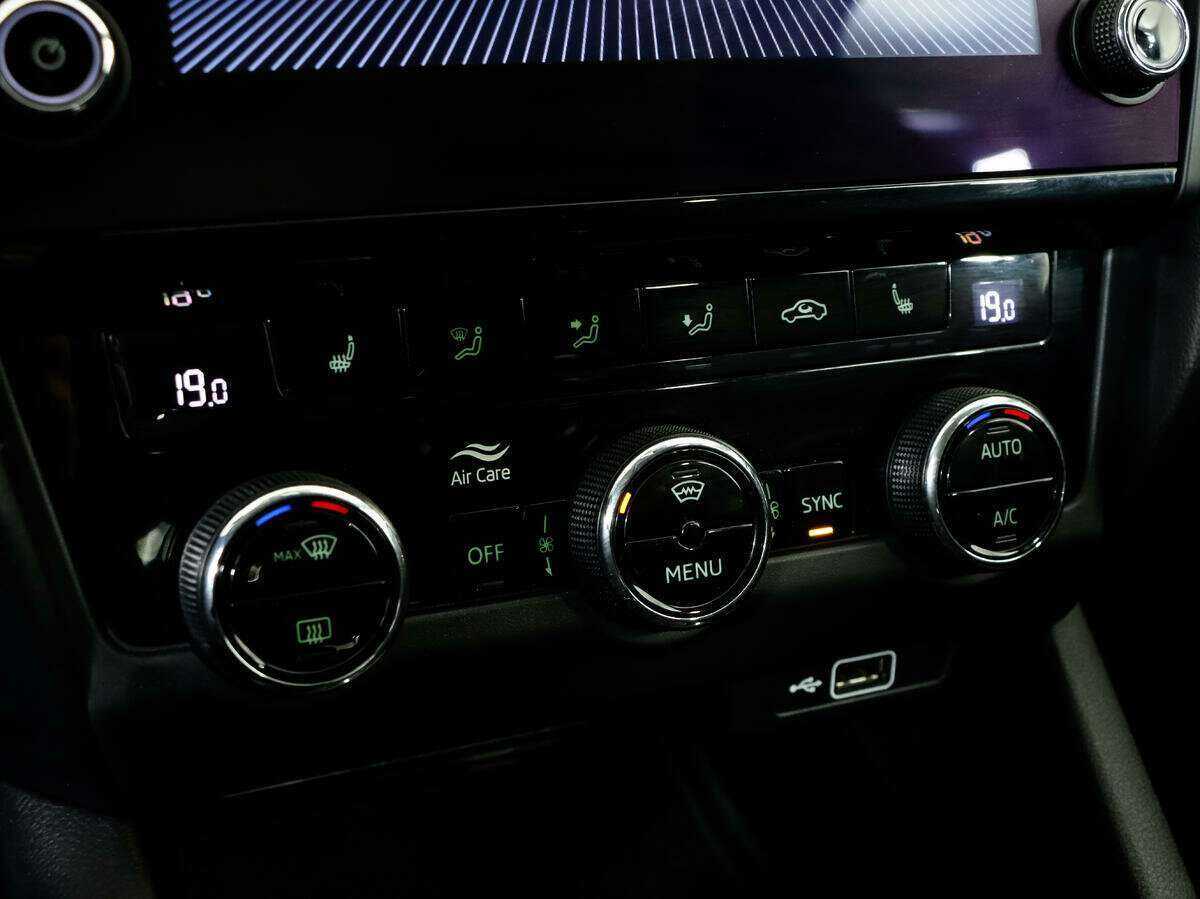 Skoda Octavia б/у, 2019, Роботизированная. Фото: #11