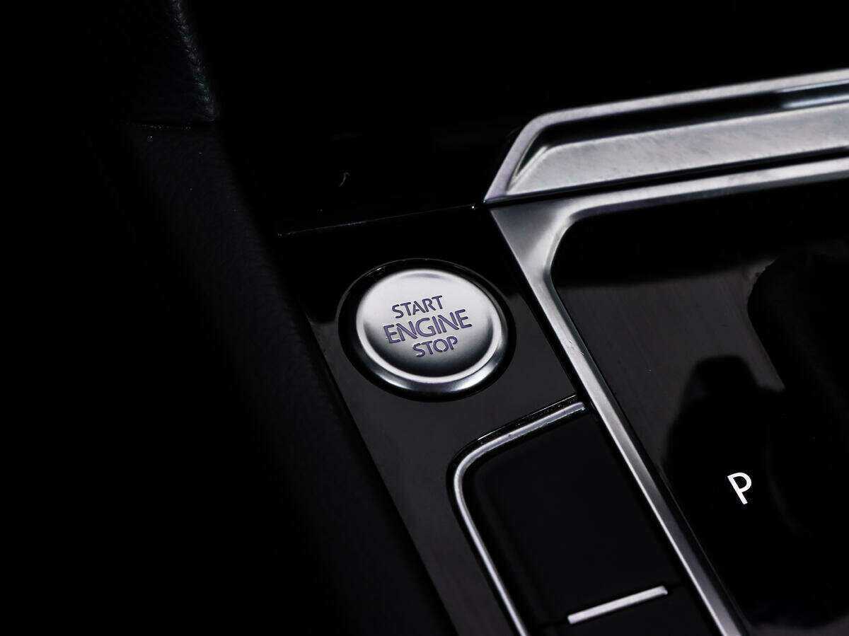 Volkswagen Passat б/у, 2016, Роботизированная. Фото: #17