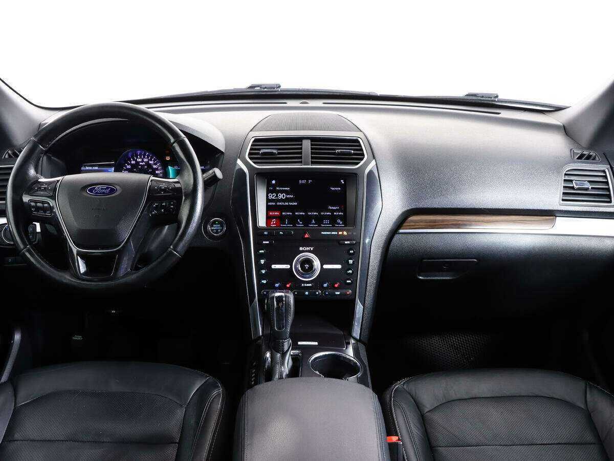 Ford Explorer б/у, 2018, Автоматическая. Фото: #6
