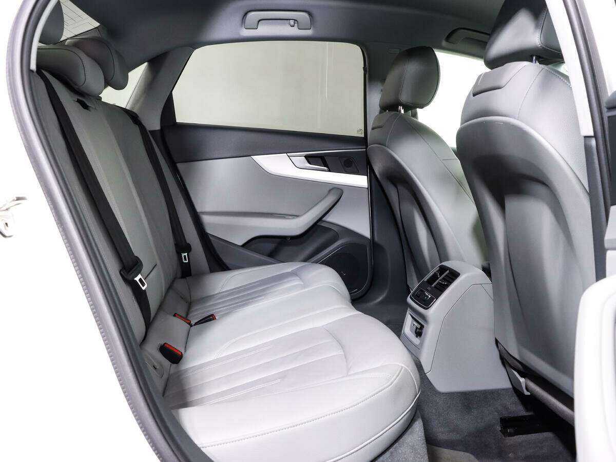 Audi A4 б/у, 2019, Роботизированная. Фото: #19