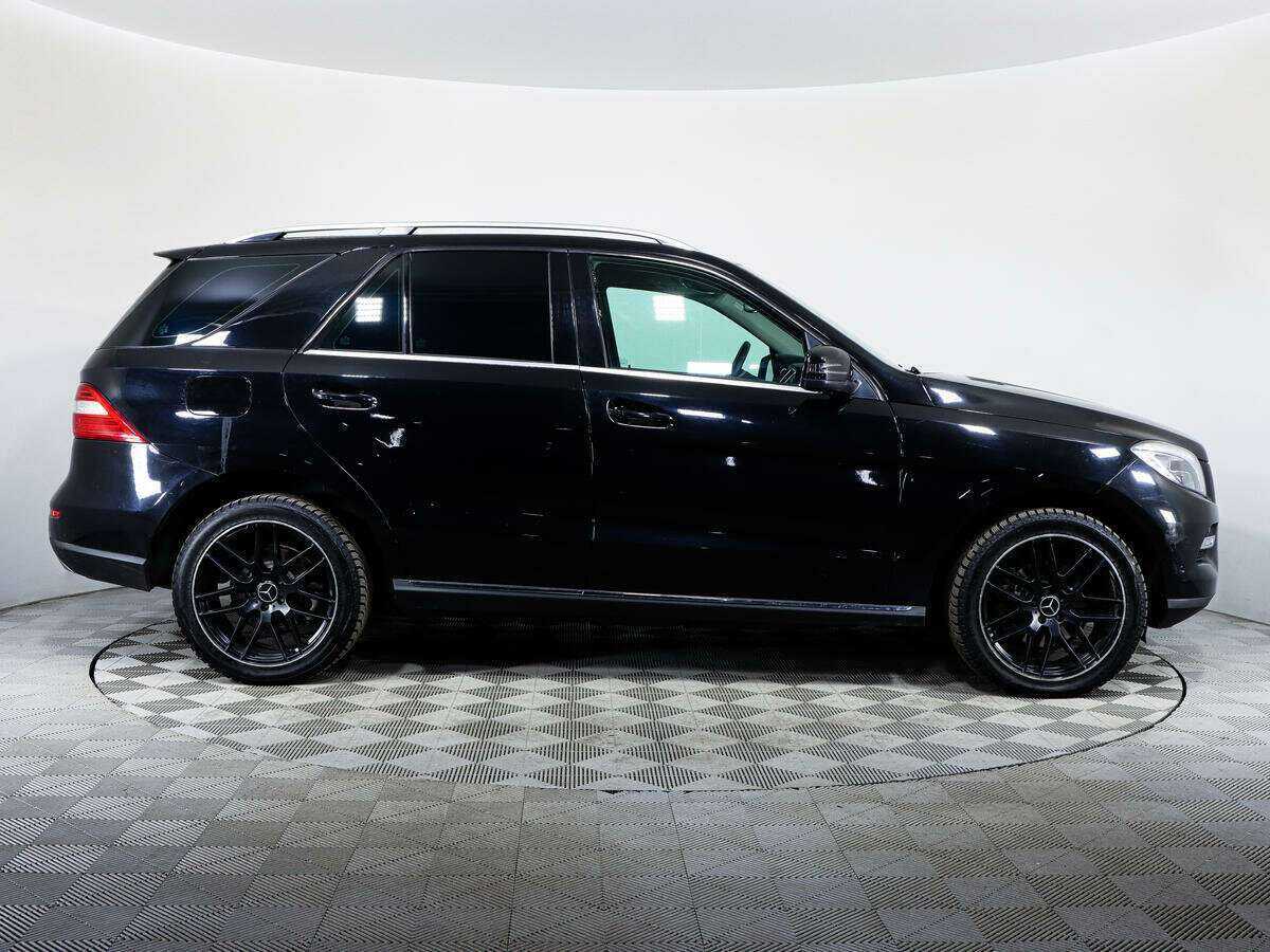 Mercedes-Benz M-Класс б/у, 2012, Автоматическая. Фото: #3