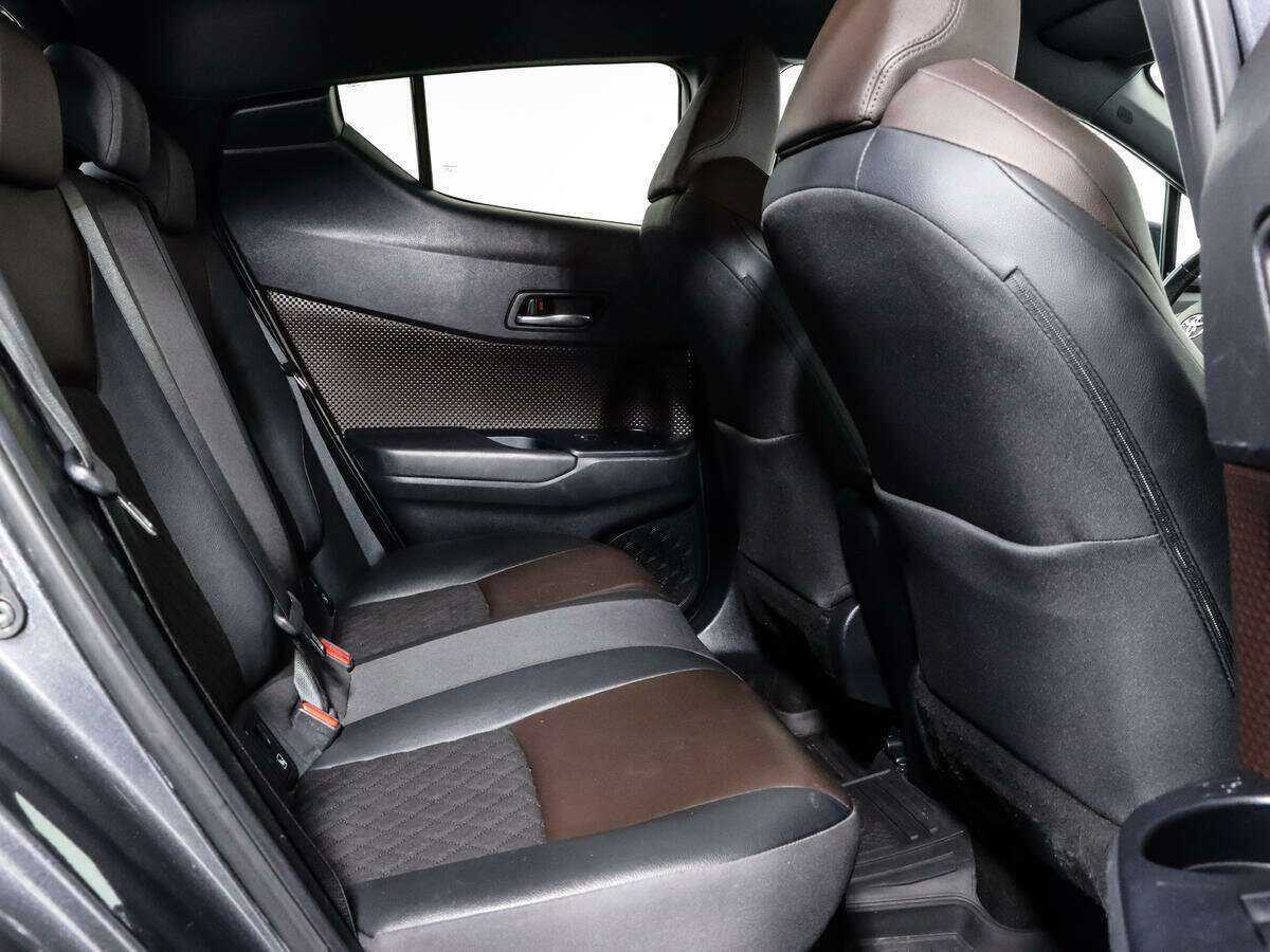 Toyota C-HR б/у, 2018, Вариатор. Фото: #10