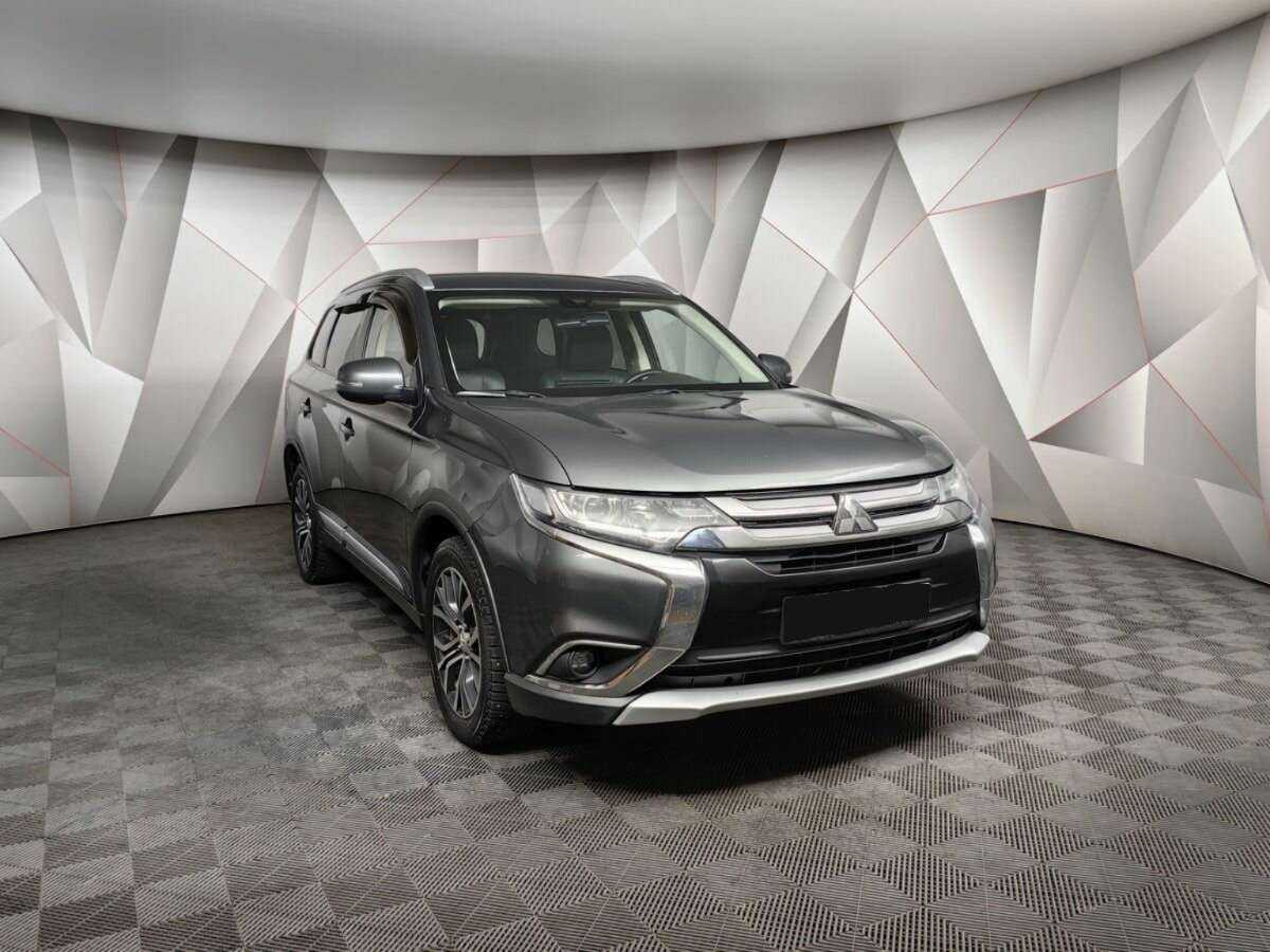 Mitsubishi Outlander б/у, 2017, Вариатор. Фото: #2