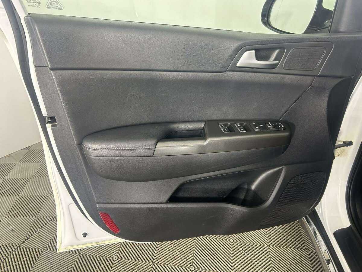 Kia Sportage б/у, 2019, Автоматическая. Фото: #6