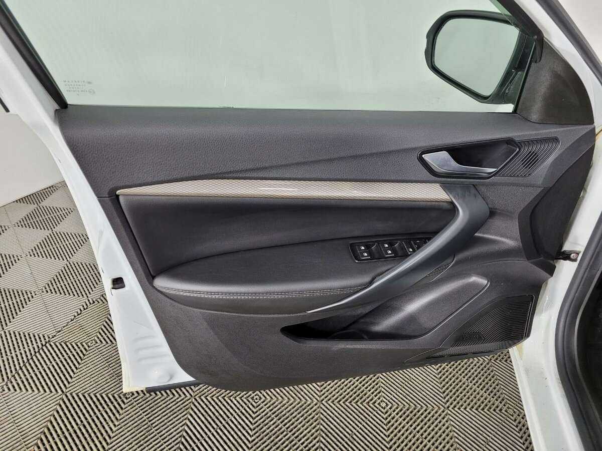 Lada (ВАЗ) Vesta б/у, 2023, Механическая. Фото: #7