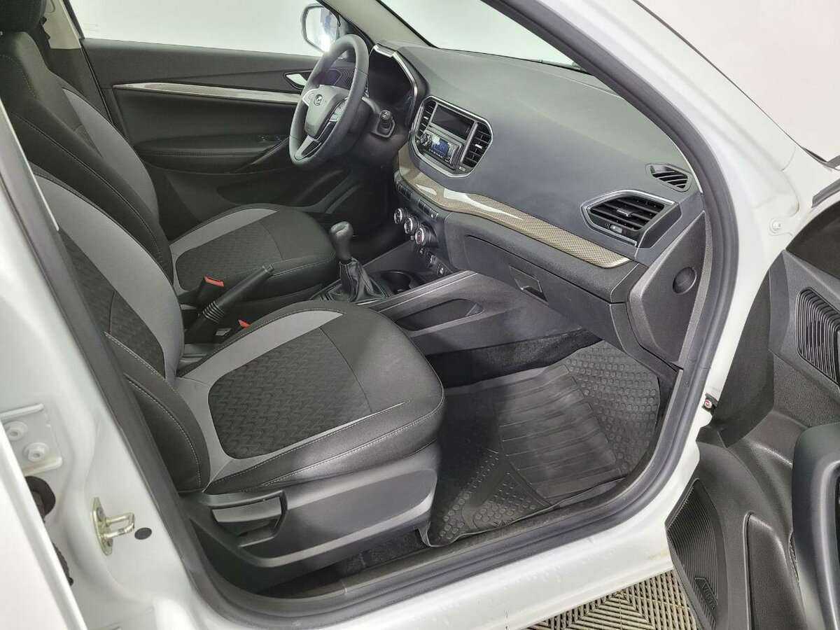 Lada (ВАЗ) Vesta б/у, 2023, Механическая. Фото: #13