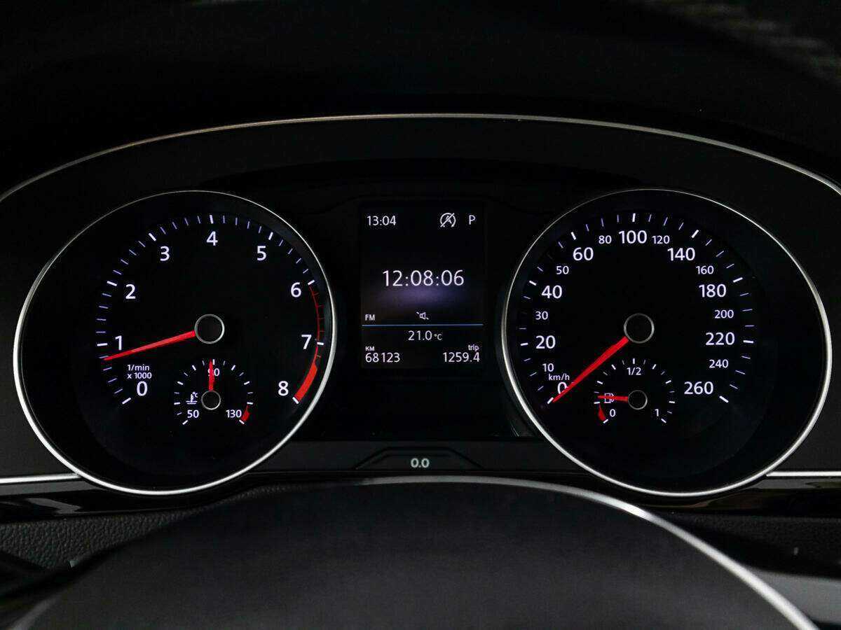 Volkswagen Passat б/у, 2017, Роботизированная. Фото: #11