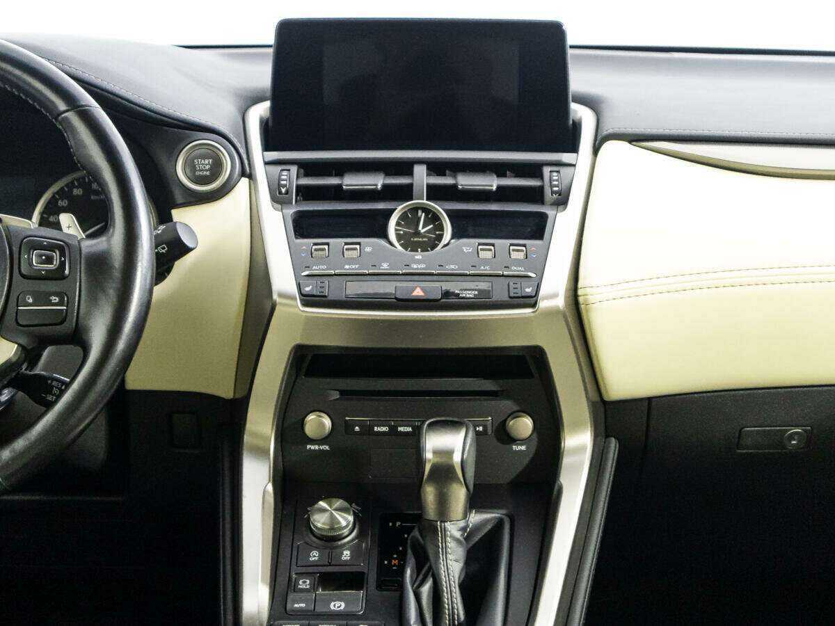 Lexus NX б/у, 2018, Вариатор. Фото: #13