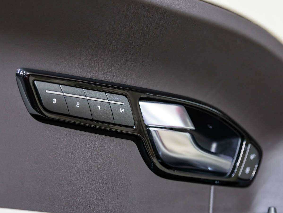 Land Rover Range Rover Evoque б/у, 2012, Автоматическая. Фото: #21