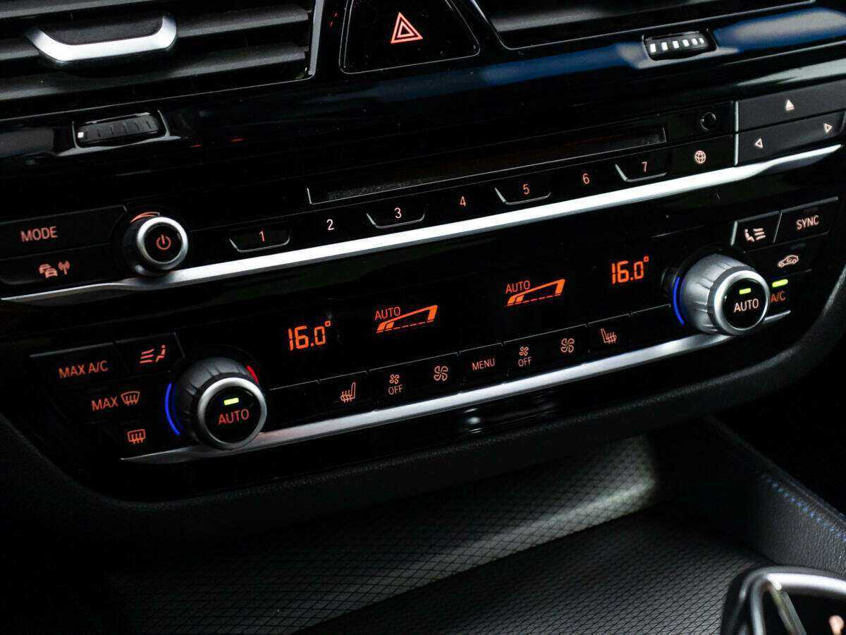 BMW 5 серии б/у, 2018, Автоматическая. Фото: #17