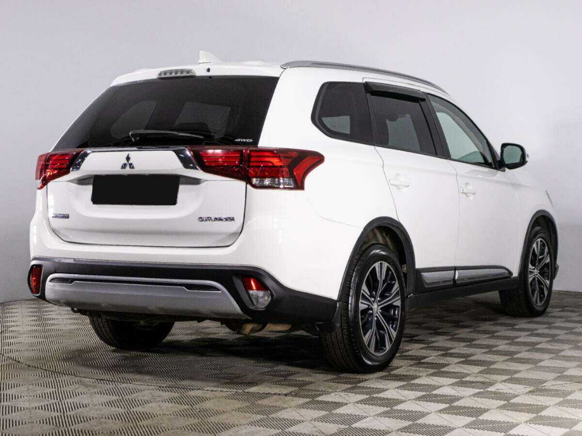 Mitsubishi Outlander б/у, 2019, Вариатор. Фото: #4
