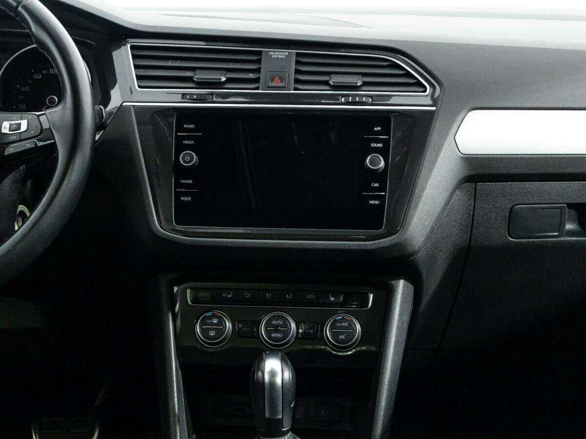 Volkswagen Tiguan б/у, 2020, Роботизированная. Фото: #13