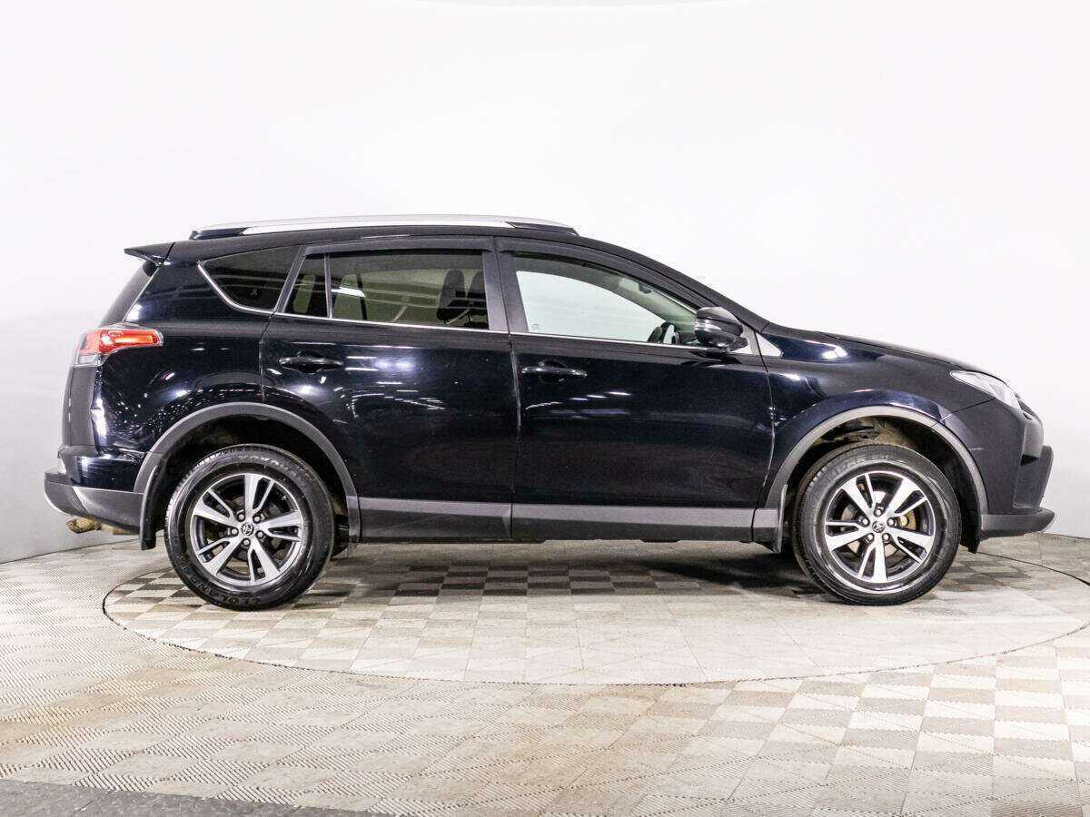 Toyota RAV4 б/у, 2018, Автоматическая. Фото: #3