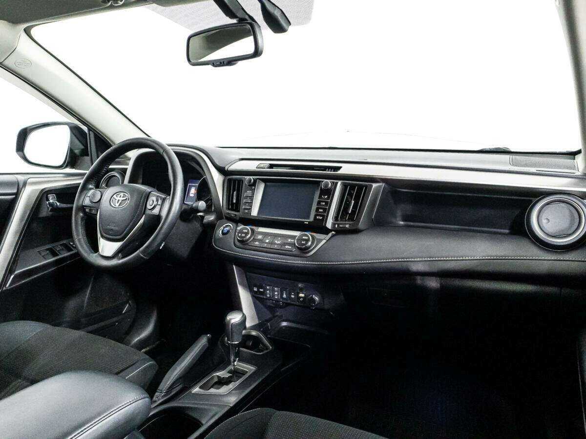 Toyota RAV4 б/у, 2018, Автоматическая. Фото: #8