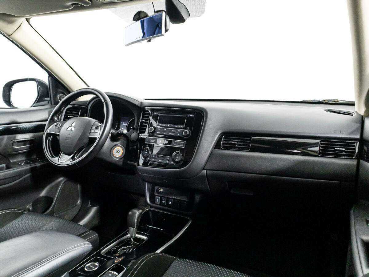 Mitsubishi Outlander б/у, 2019, Вариатор. Фото: #8