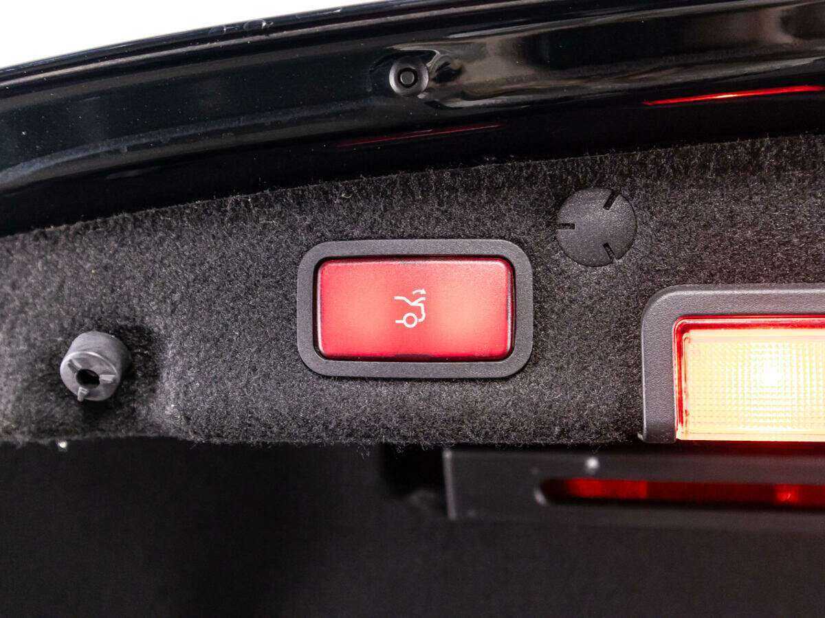 Mercedes-Benz C-Класс б/у, 2018, Автоматическая. Фото: #14