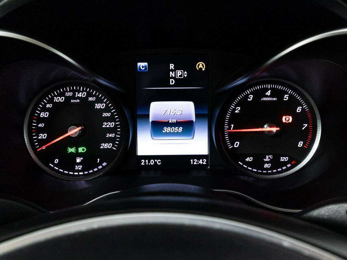 Mercedes-Benz C-Класс б/у, 2015, Автоматическая. Фото: #11