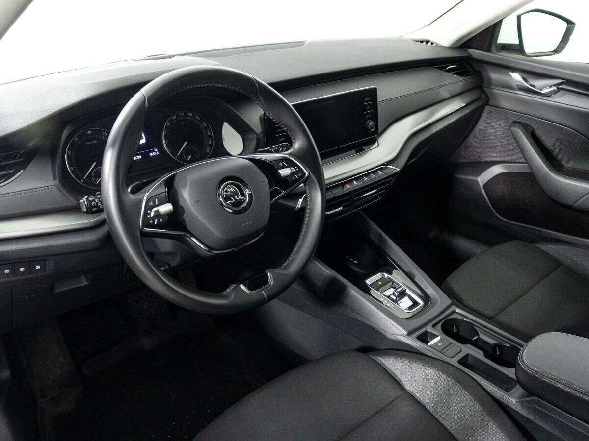 Skoda Octavia б/у, 2021, Автоматическая. Фото: #10