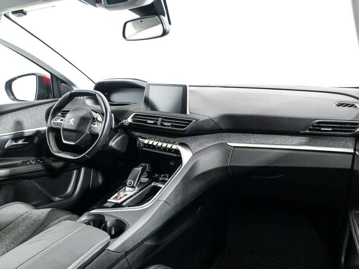 Peugeot 3008 б/у, 2018, Автоматическая. Фото: #8