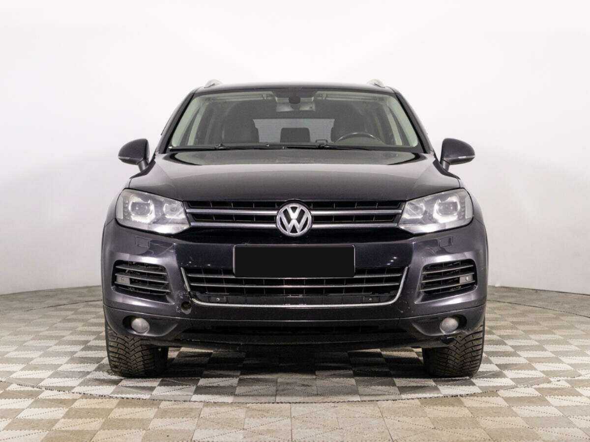 Volkswagen Touareg б/у, 2012, Автоматическая. Фото: #1
