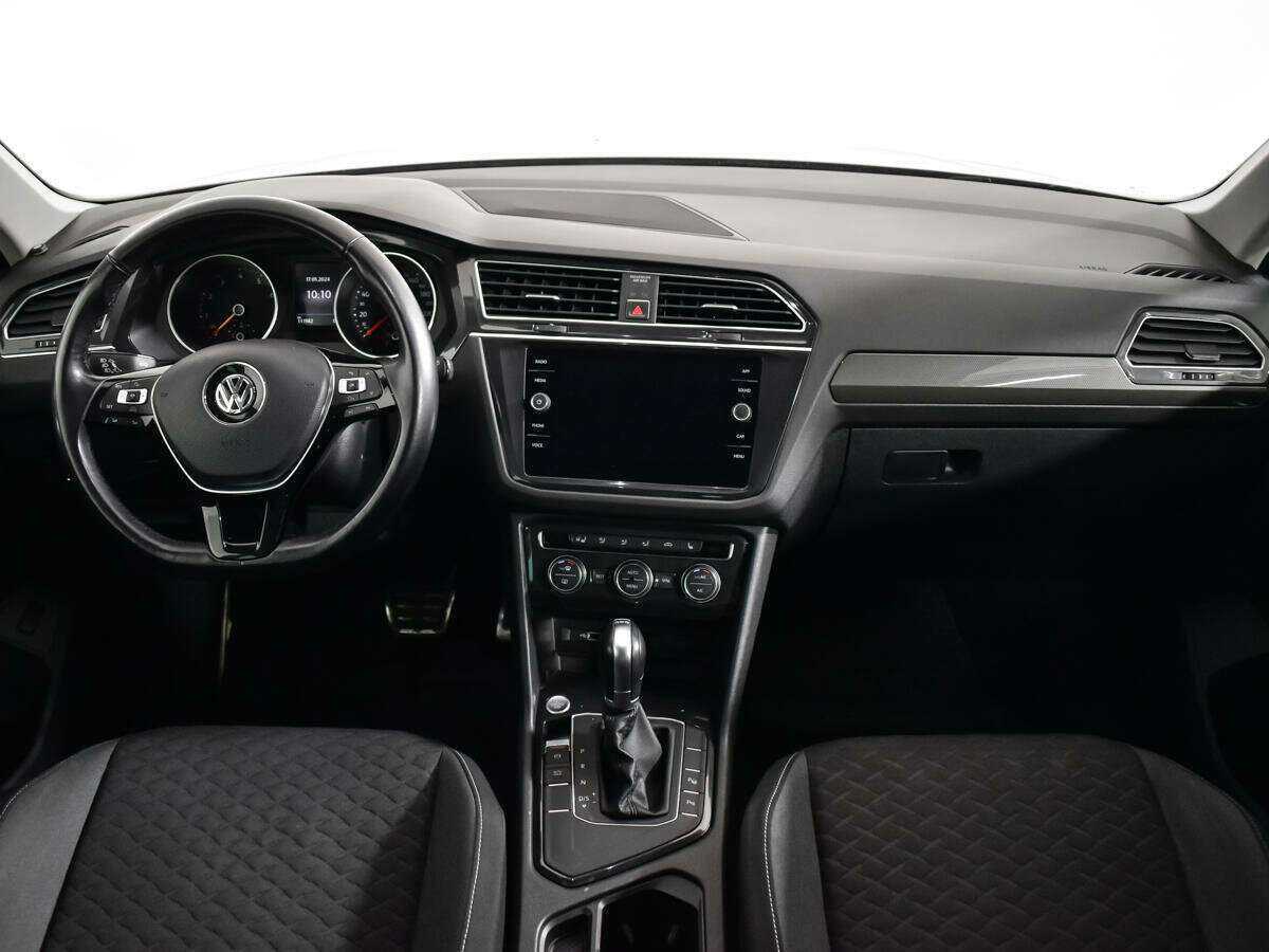 Volkswagen Tiguan б/у, 2018, Роботизированная. Фото: #10