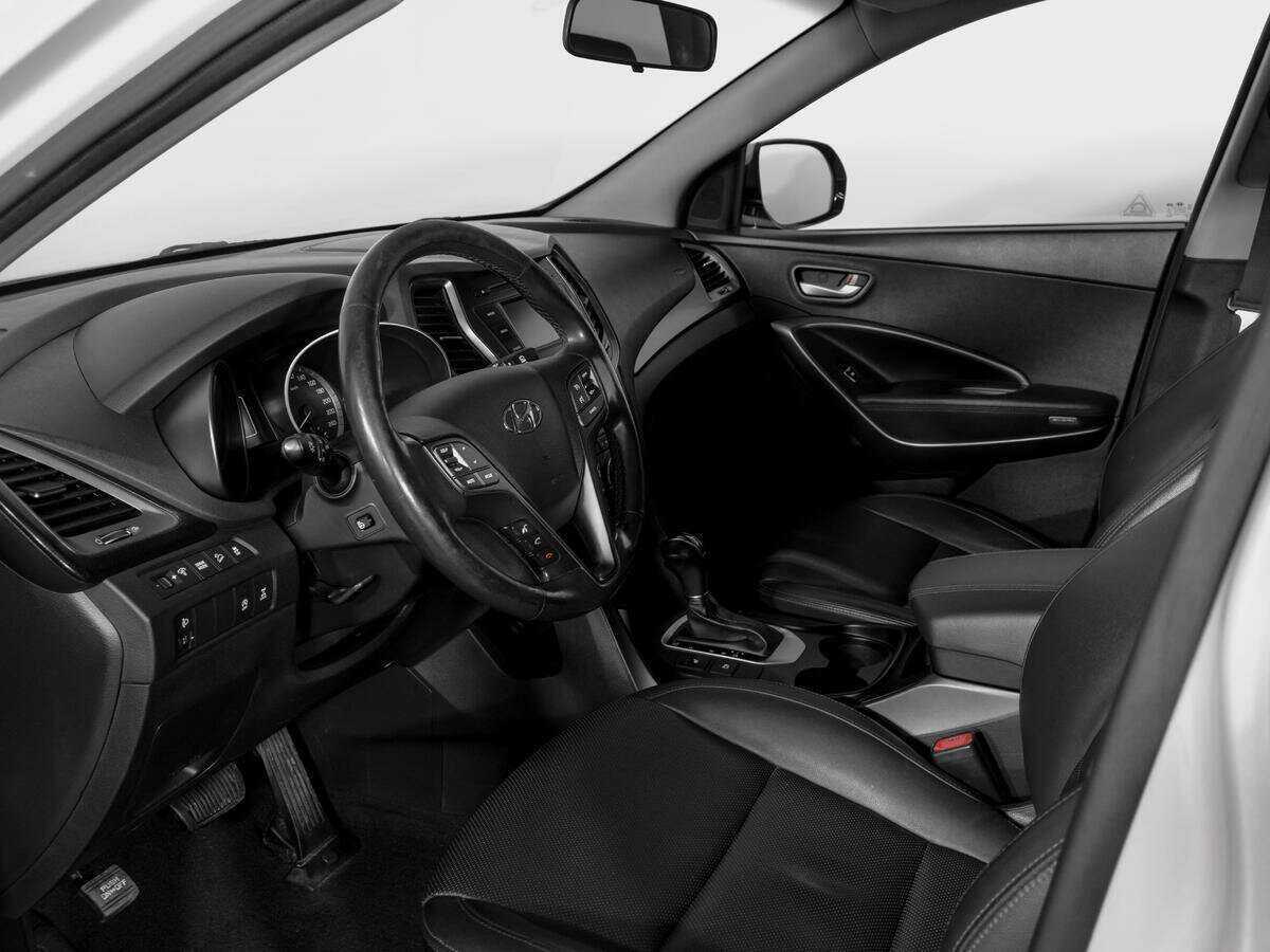 Hyundai Santa Fe б/у, 2016, Автоматическая. Фото: #14