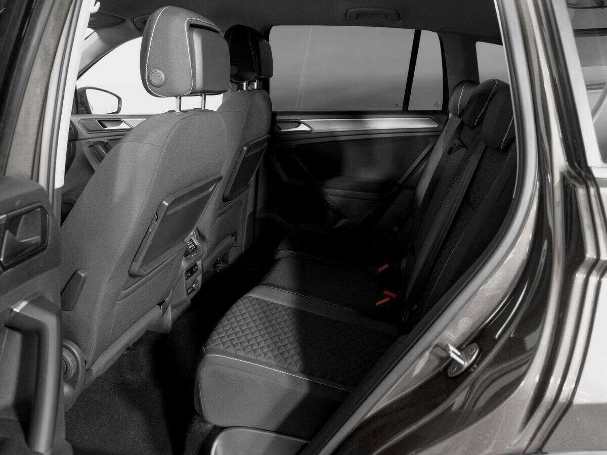 Volkswagen Tiguan б/у, 2018, Роботизированная. Фото: #9