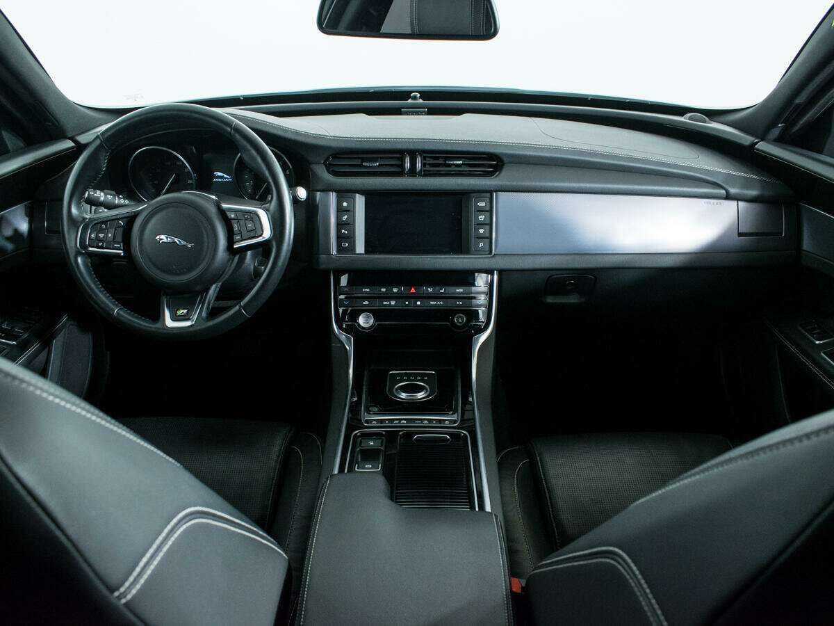 Jaguar XF б/у, 2016, Автоматическая. Фото: #11