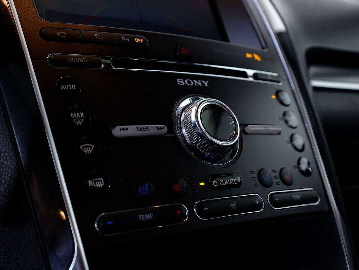 Ford Explorer б/у, 2015, Автоматическая. Фото: #16