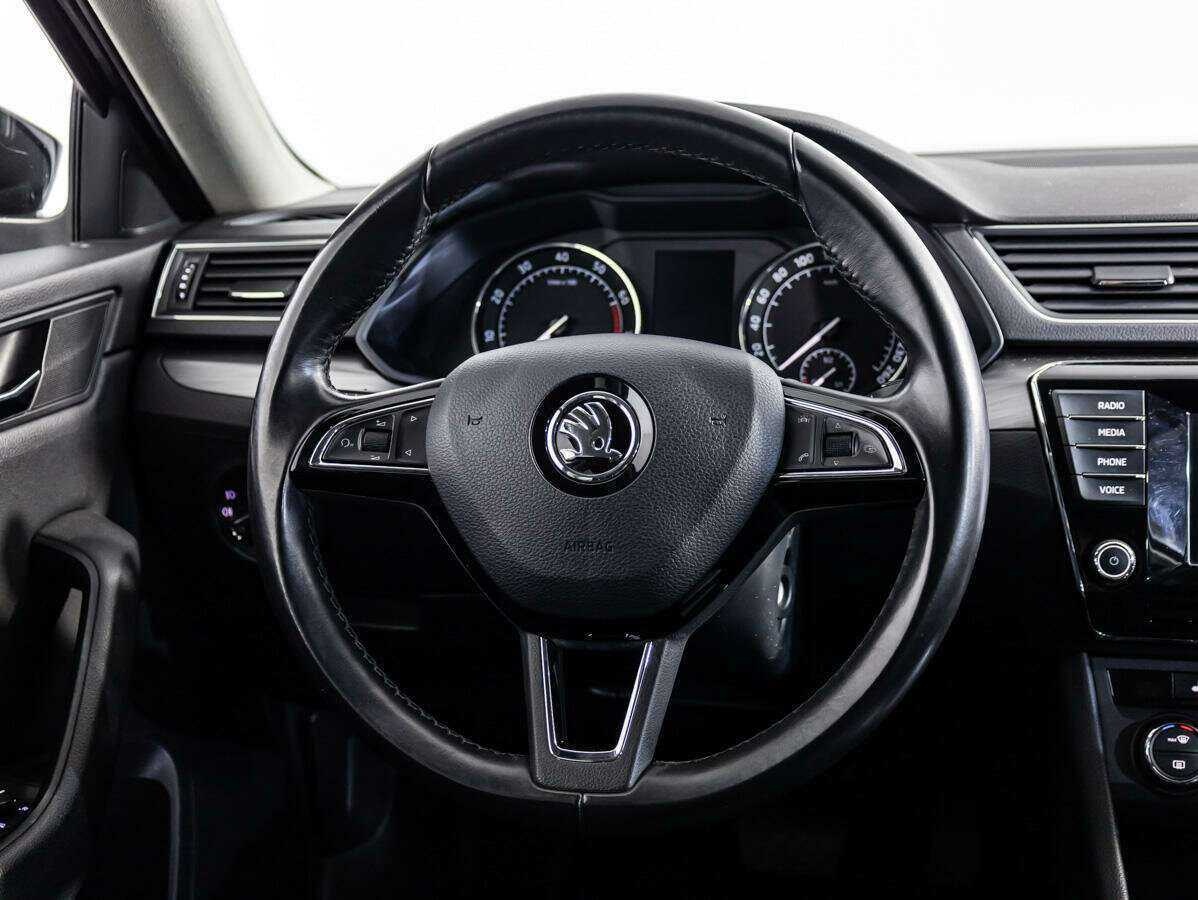 Skoda Superb б/у, 2016, Роботизированная. Фото: #9