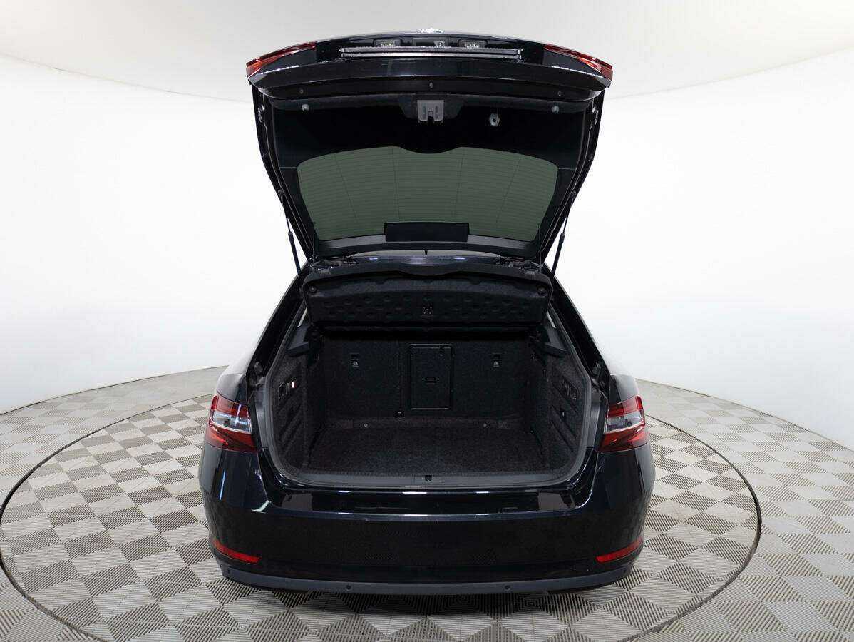 Skoda Superb б/у, 2016, Роботизированная. Фото: #16