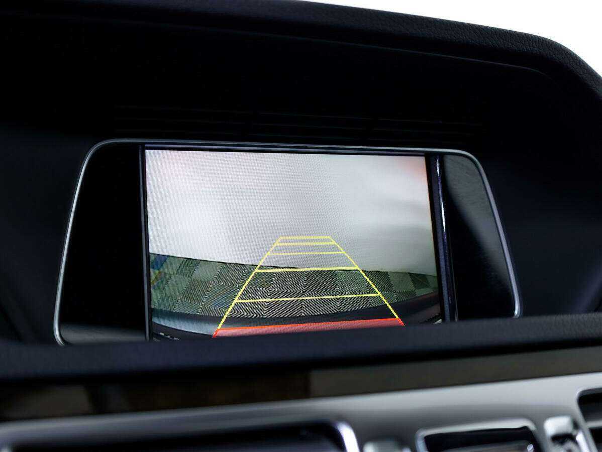 Mercedes-Benz E-Класс б/у, 2014, Автоматическая. Фото: #17